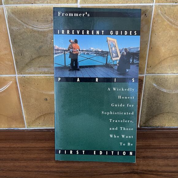 Frommers Irreverent Guides Paris Macmillan Travel 1996 First Edition - Picture 1 of 9